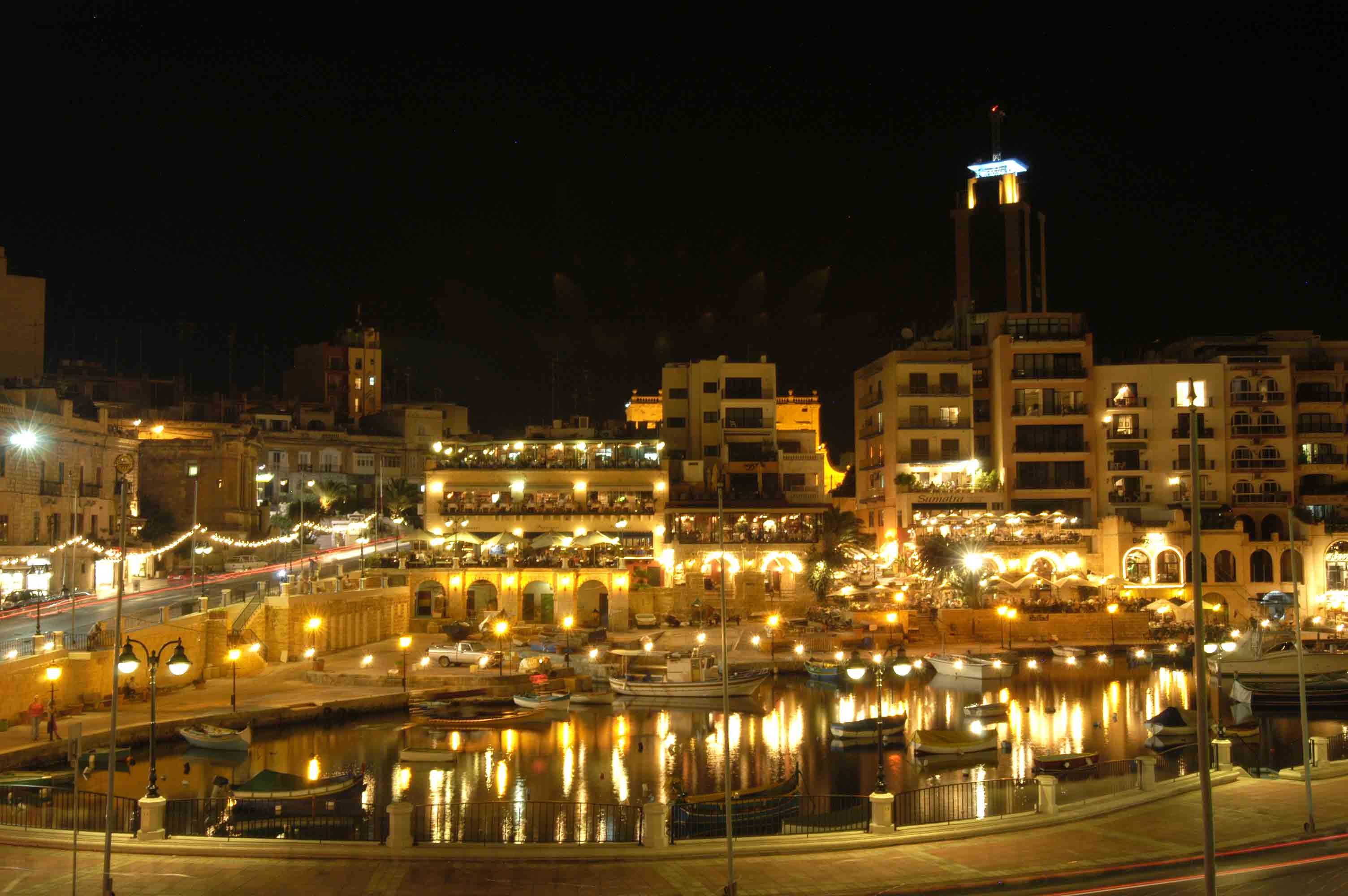vida nocturna en Malta