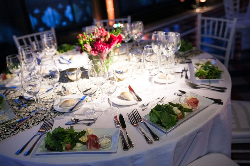 Celebra el dia de los enamorados con una cena